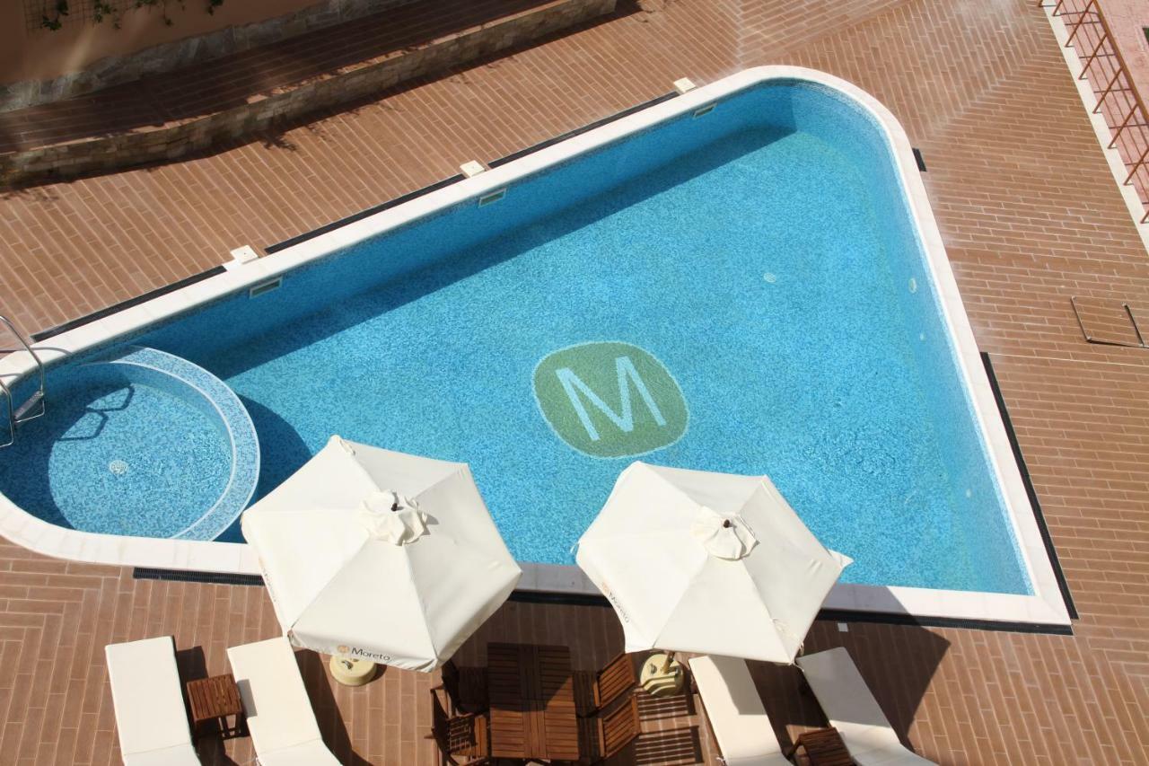 ابزور Moreto Seaside Aparthotel المظهر الخارجي الصورة