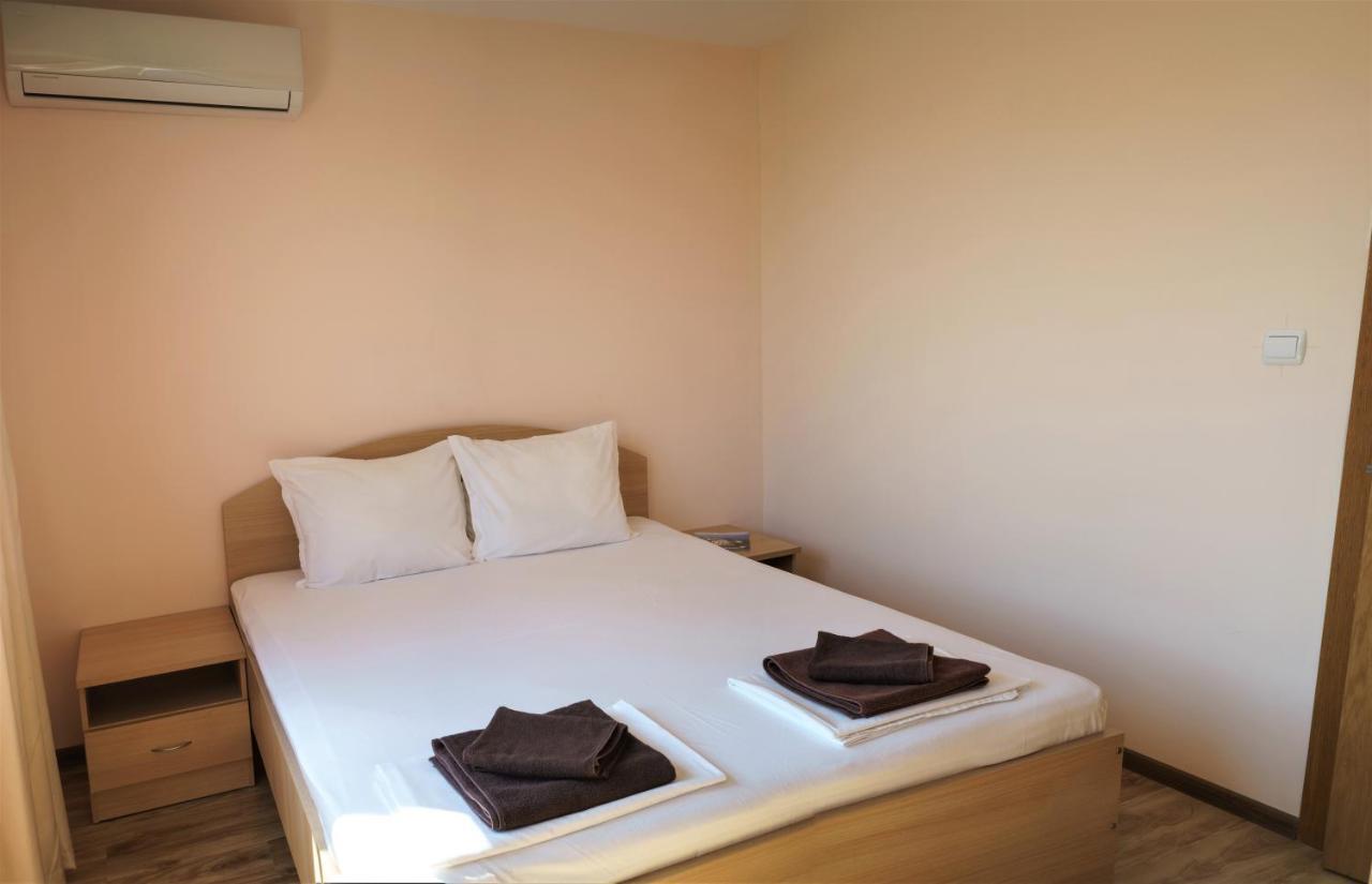 ابزور Moreto Seaside Aparthotel المظهر الخارجي الصورة