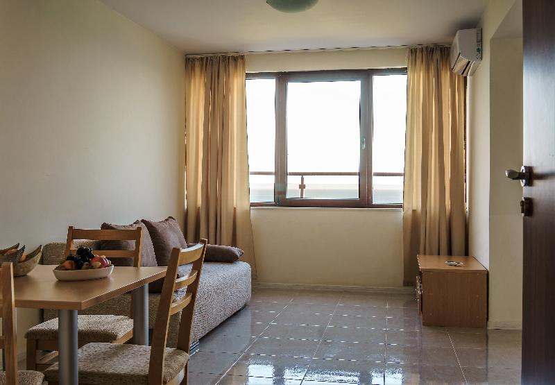 ابزور Moreto Seaside Aparthotel المظهر الخارجي الصورة