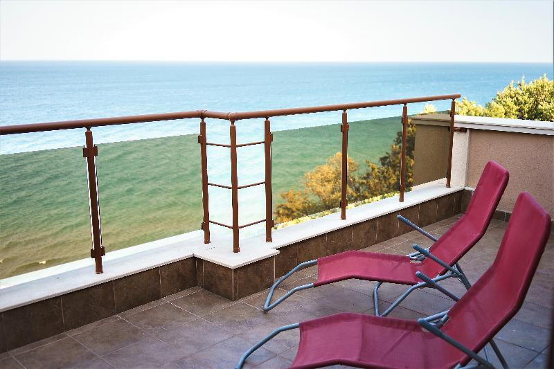 ابزور Moreto Seaside Aparthotel المظهر الخارجي الصورة
